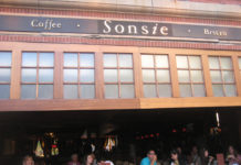 5 Unique Things for Venues to Do After a Networking Event